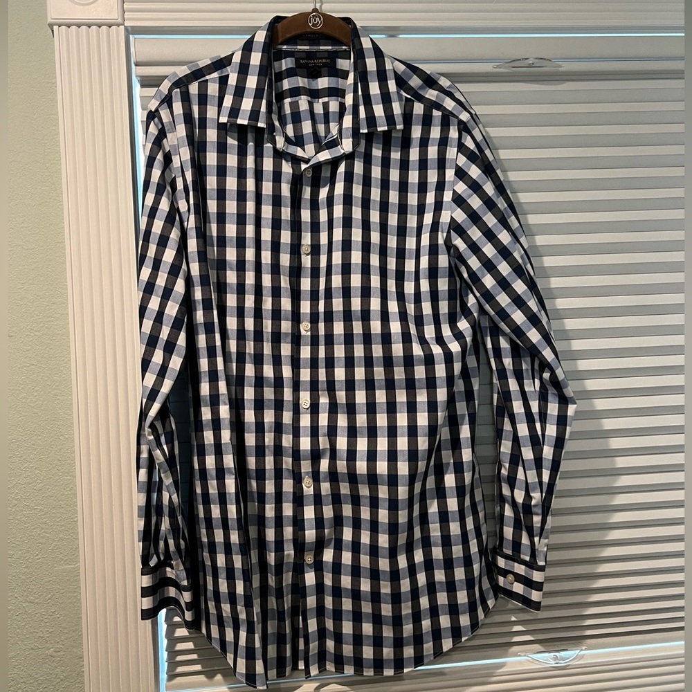 Banana Republic Non-Iron Camden Fit Size L
